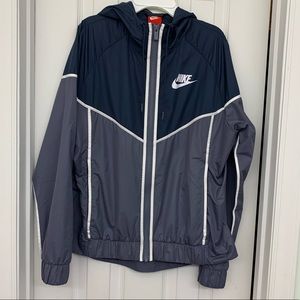 Nike jacket. Size M